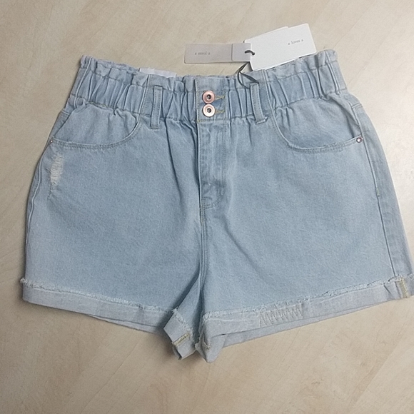 a loves a Paperbag High Waist Denim Shorts Frost - Picture 3 of 8